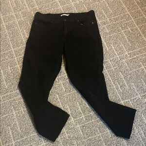 Levi's Women's Black Straight-Leg Jeans